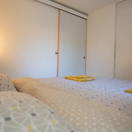 Vias-plage - Climatisee De 65m2 A 600m De La Villa *