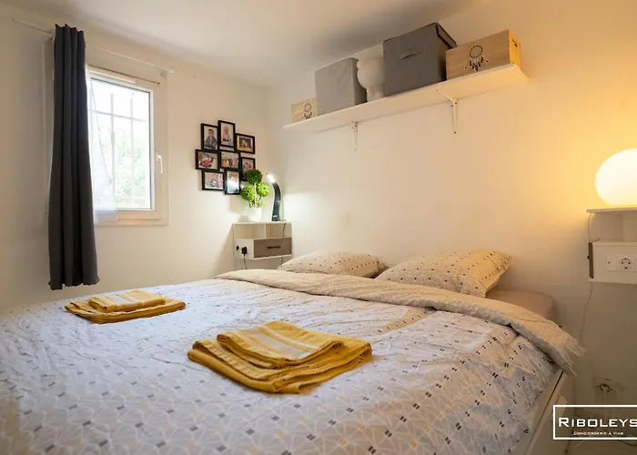 Vias-plage - Climatisee De 65m2 A 600m De La *